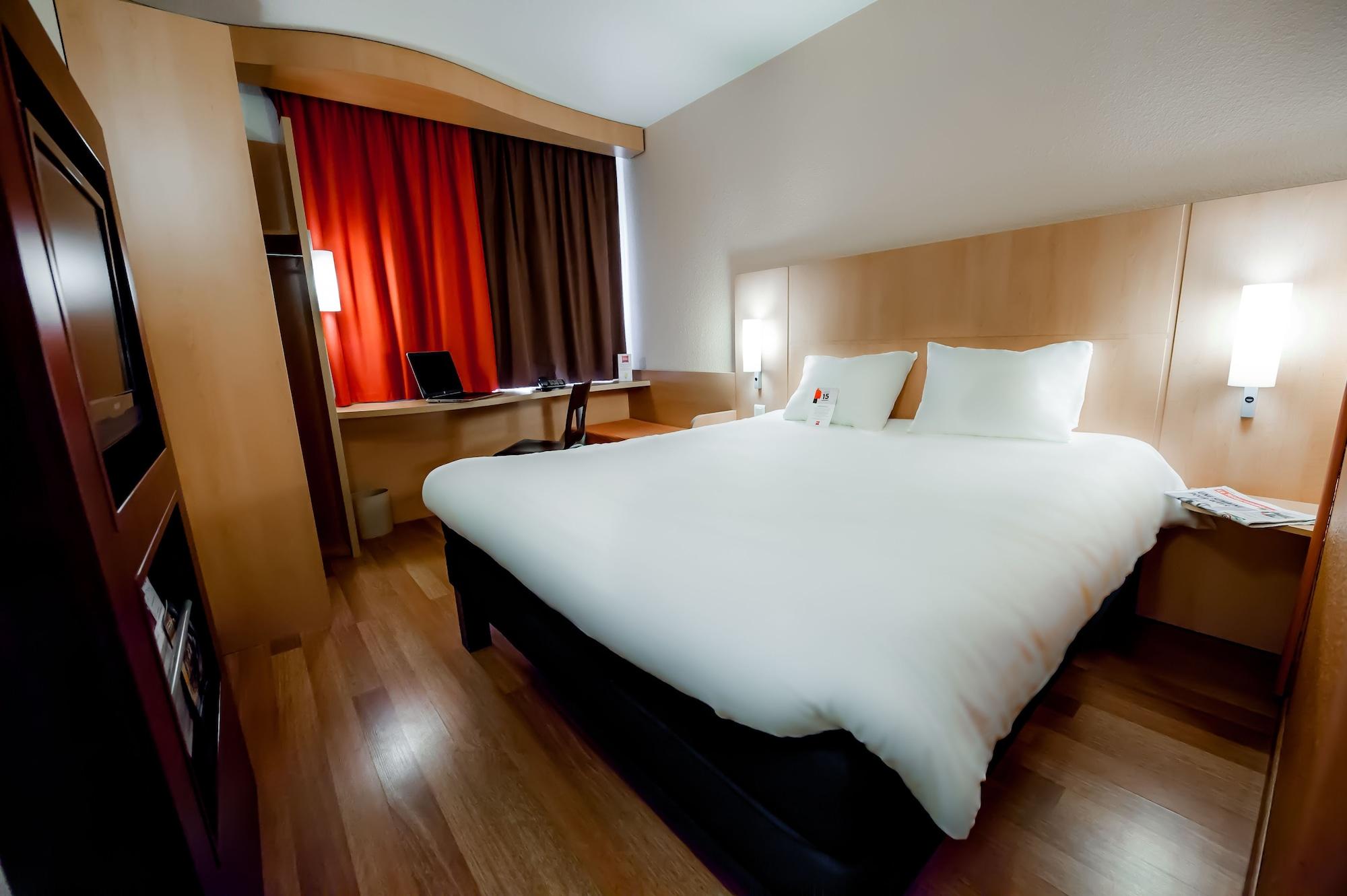 Ibis Vannes Bagian luar foto