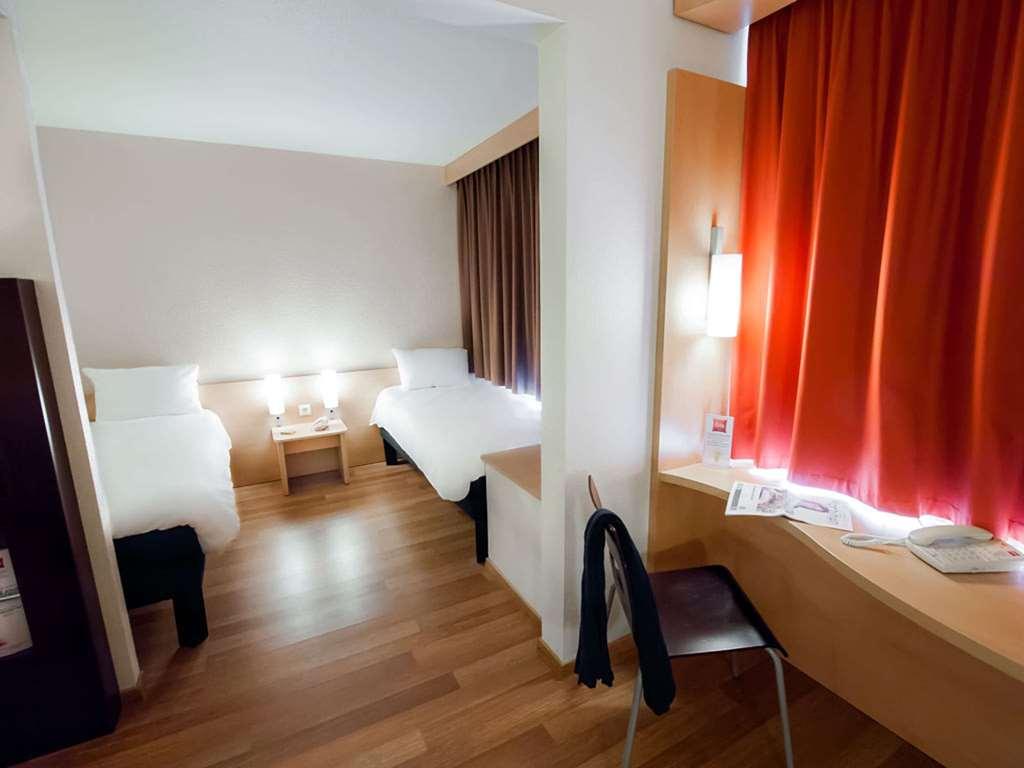 Ibis Vannes Ruang foto