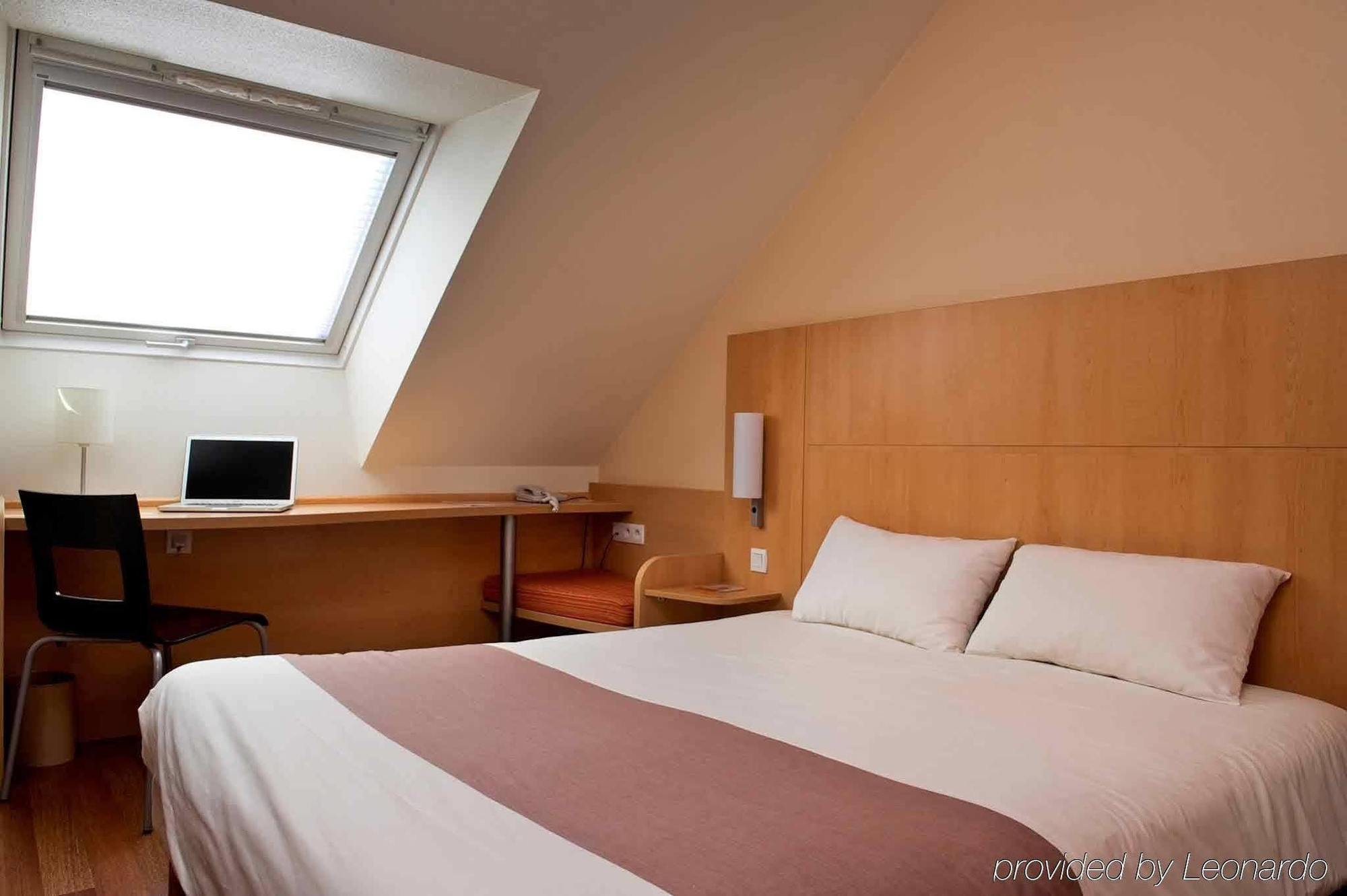 Ibis Vannes Bagian luar foto